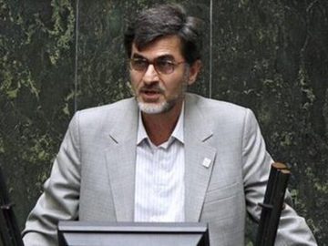 باید تمامی منافع و پایگاههای آمریکا را در منطقه هدف بگیریم/ خروج از NPT ضرورت عقلی است